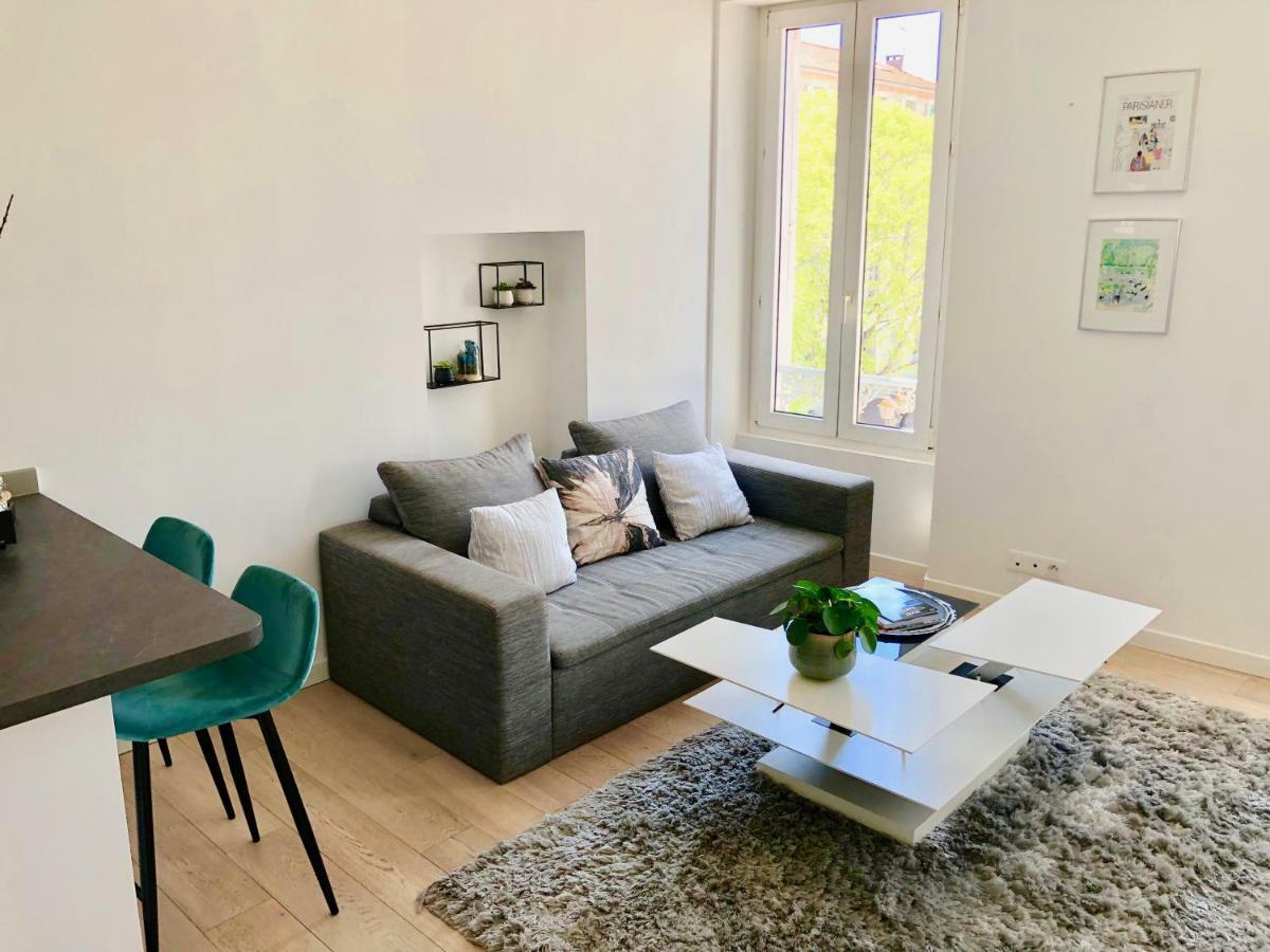 Bright & Modern Apartment In The Heart Of Antibes Dış mekan fotoğraf